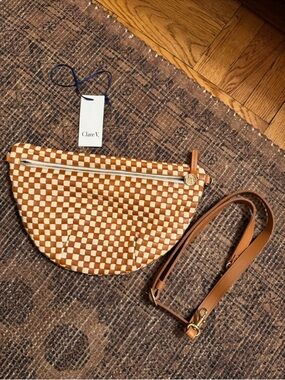 Clare V Grande Fanny Tan & Cream Woven Half-Moon Crossbody Bag